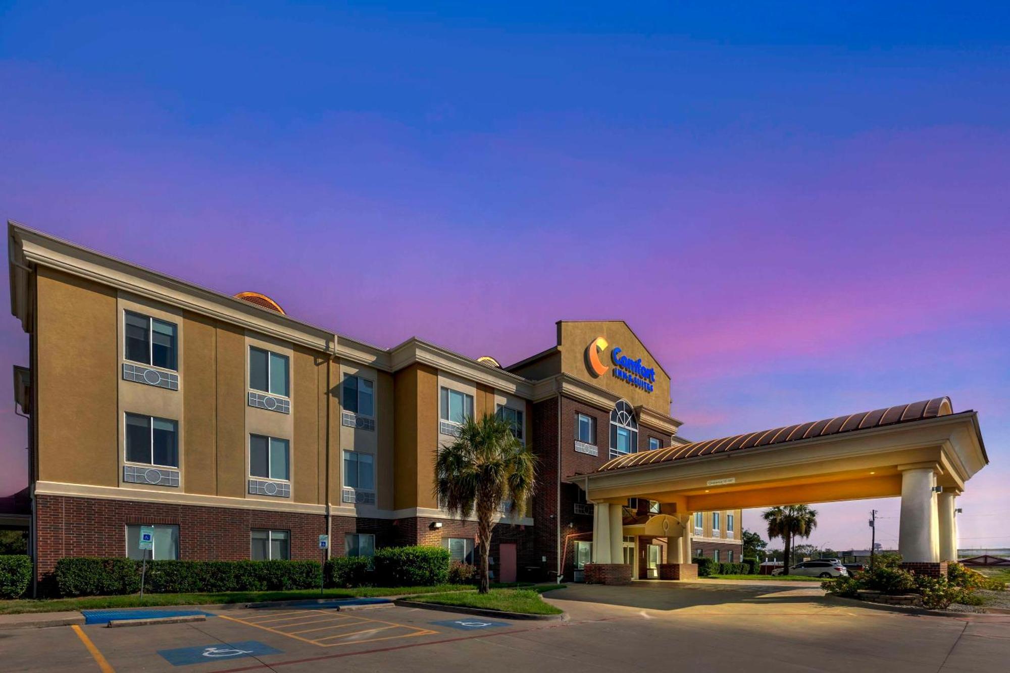 Comfort Inn & Suites Mexia Extérieur photo